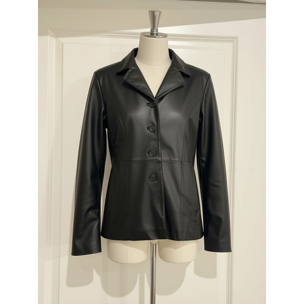 Uniform John Paul Richard Genuine Leather 4 Button Women's Sz 6 Jacket Blazer